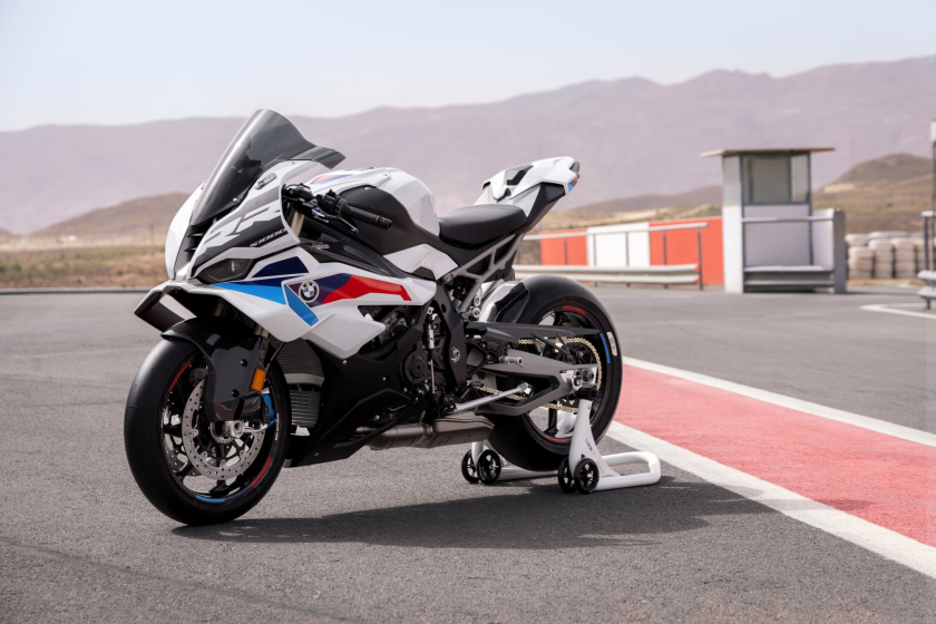 BMW M1000RR